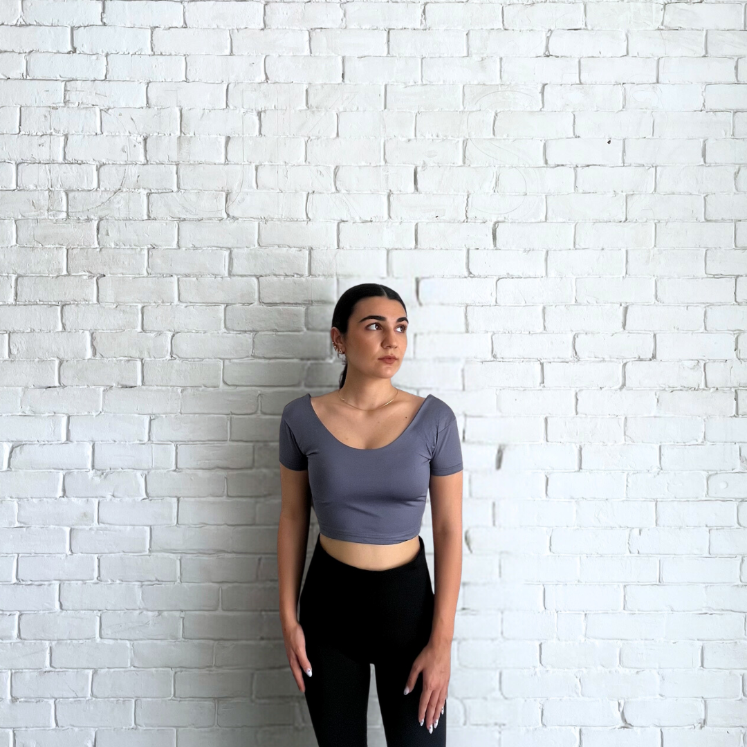 CROPPED BACKLESS WIDE NECK