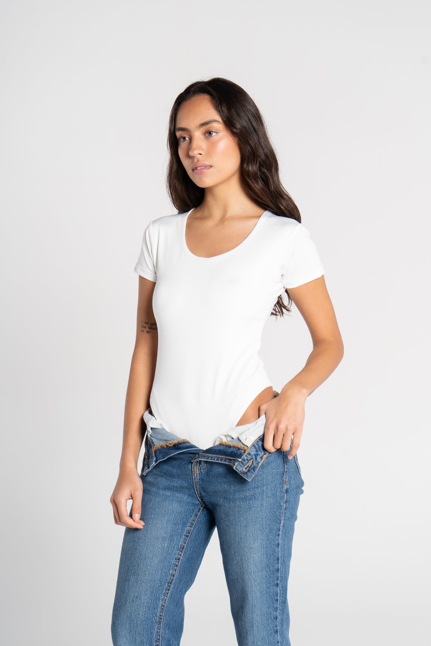 WIDE NECK SHORT SLEEVE BODYSUIT