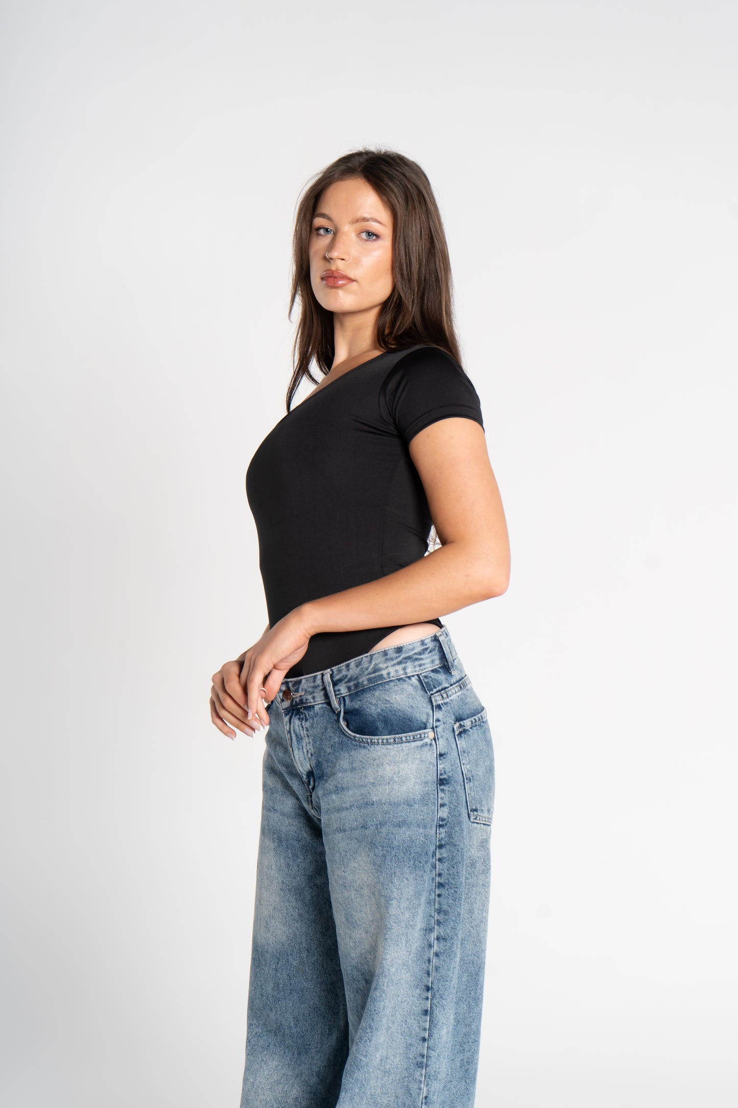 WIDE NECK SHORT SLEEVE BODYSUIT