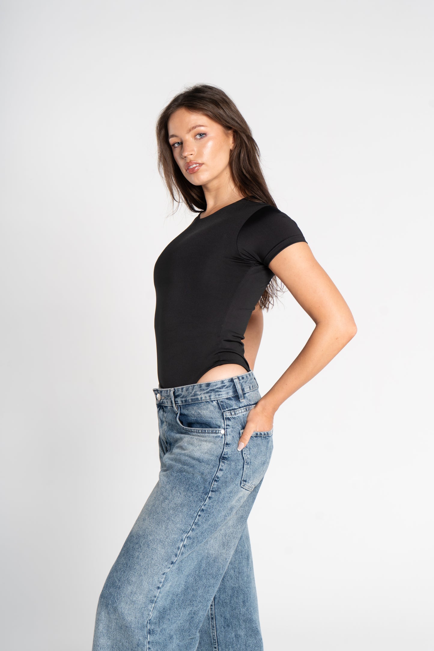 ROUND NECK SHORT SLEEVE BODYSUIT