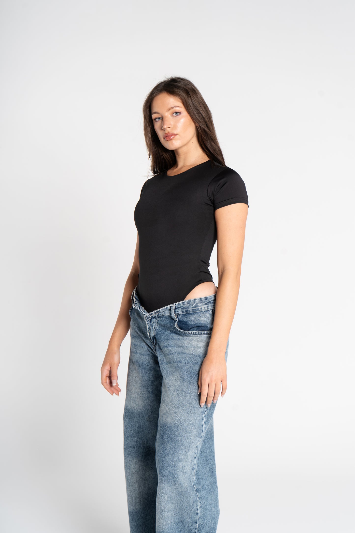 ROUND NECK SHORT SLEEVE BODYSUIT