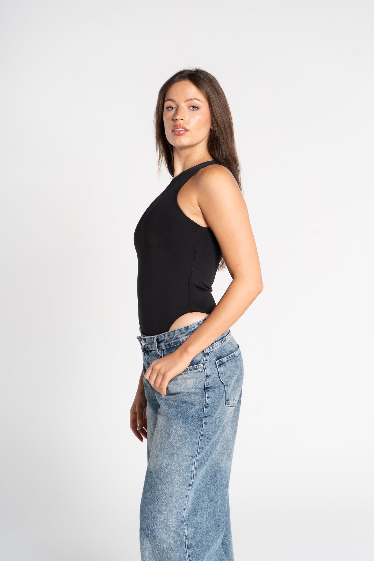 ROUND NECK BODYSUIT