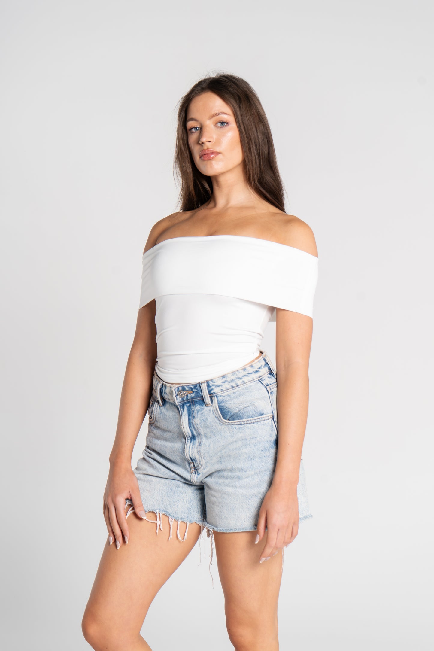 OFF SHOULDER