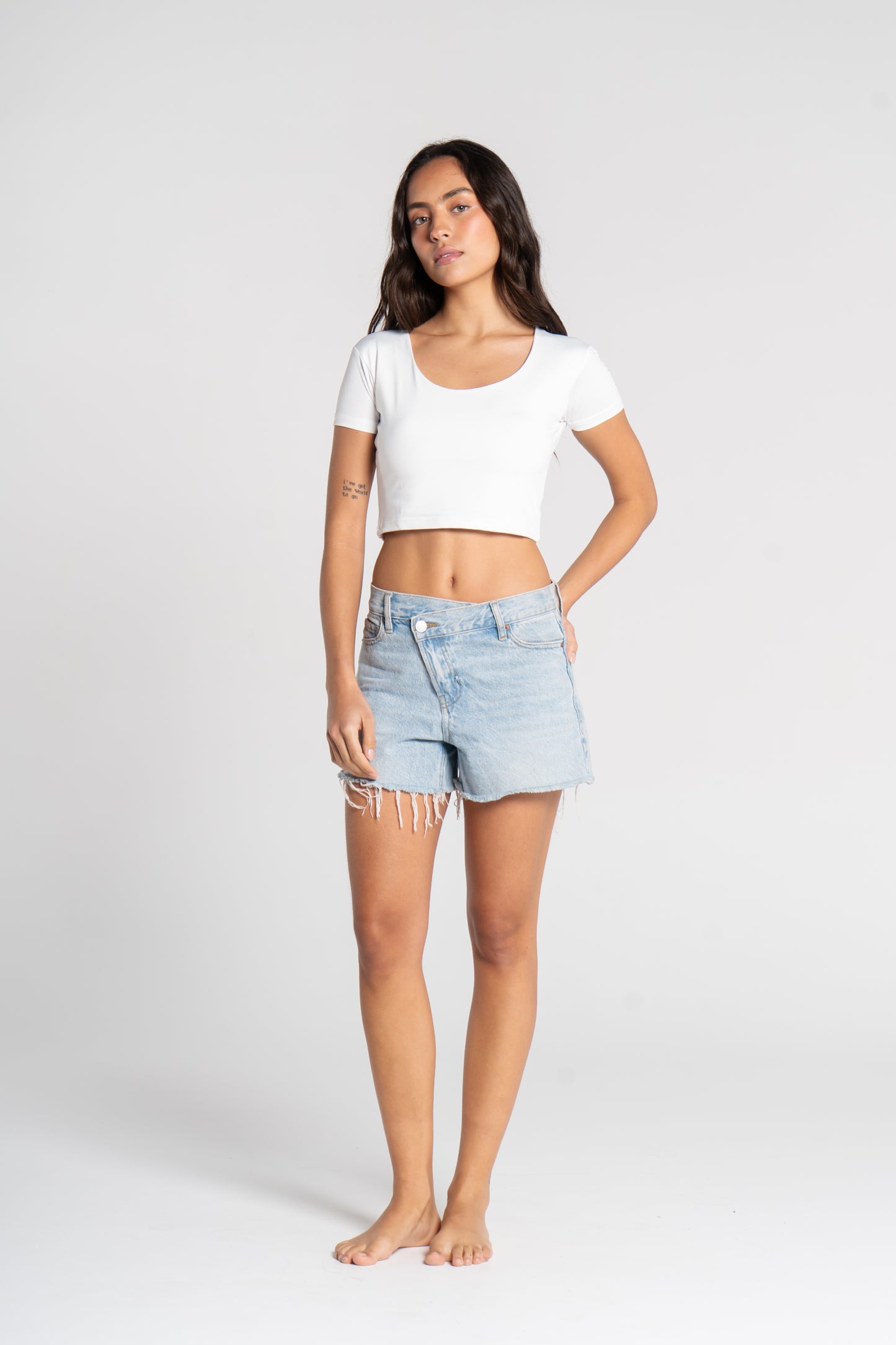 CROPPED WIDE NECK