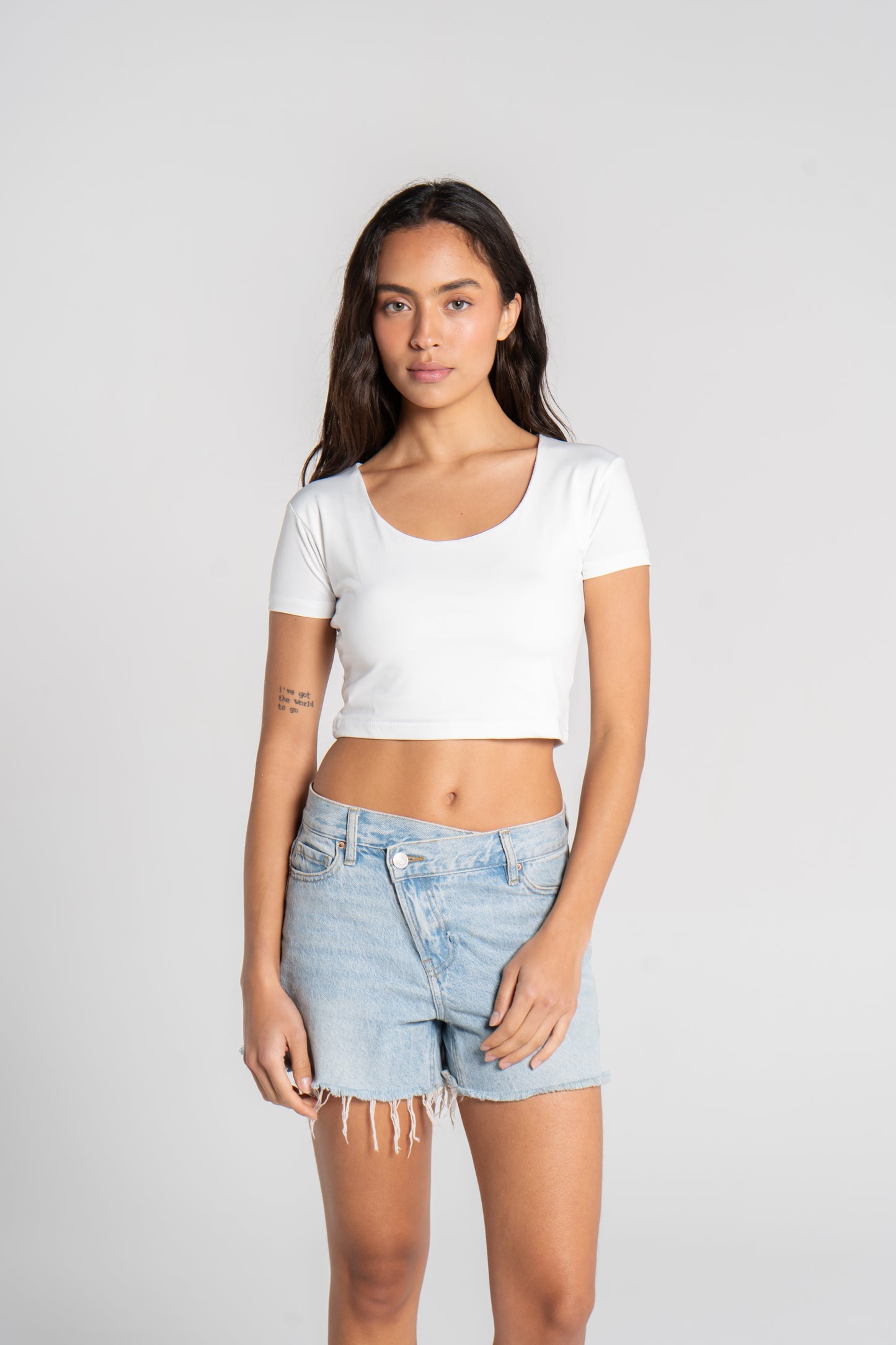 CROPPED WIDE NECK