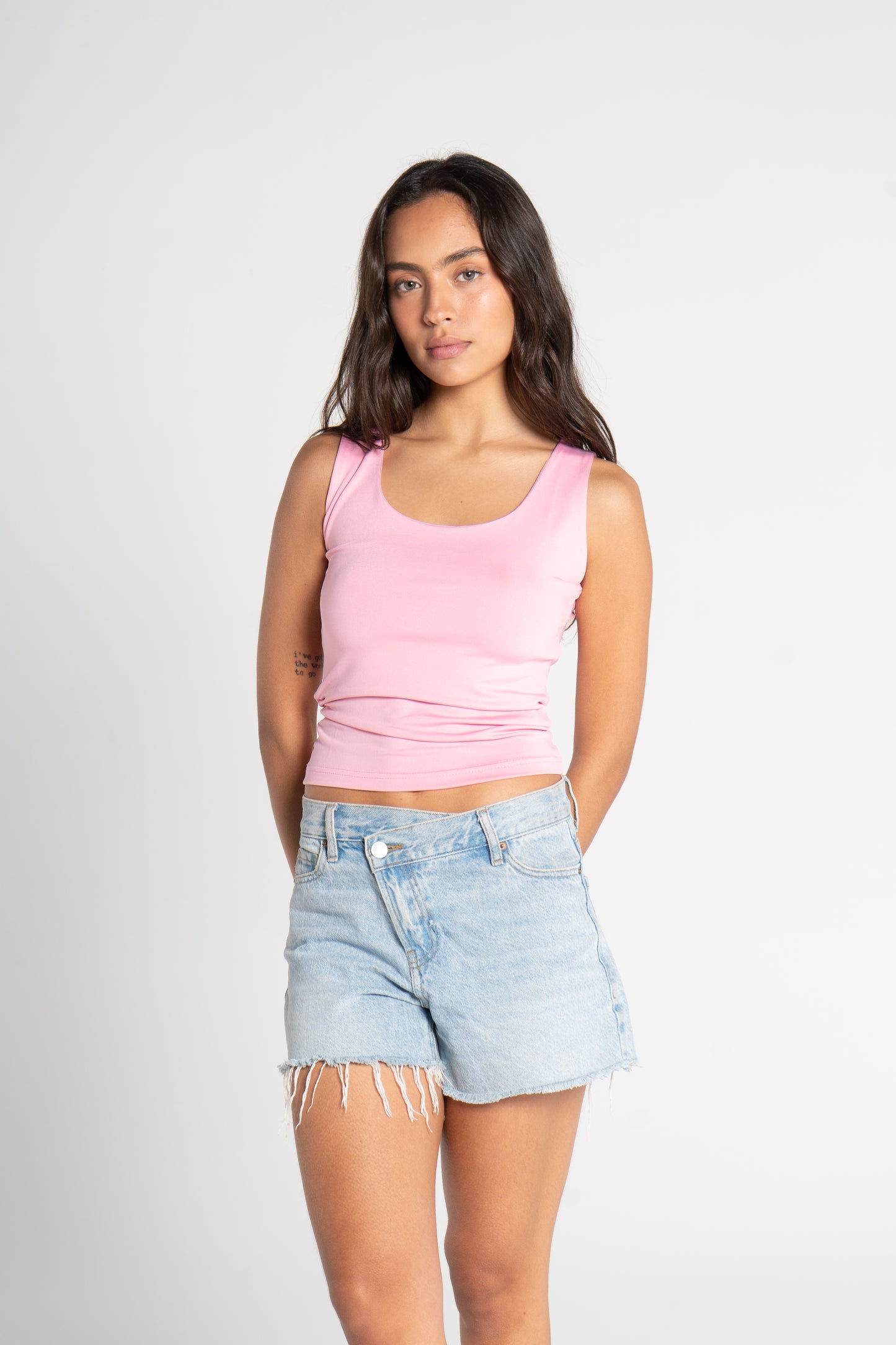 TANK TOP WIDE NECK ( COLORS )