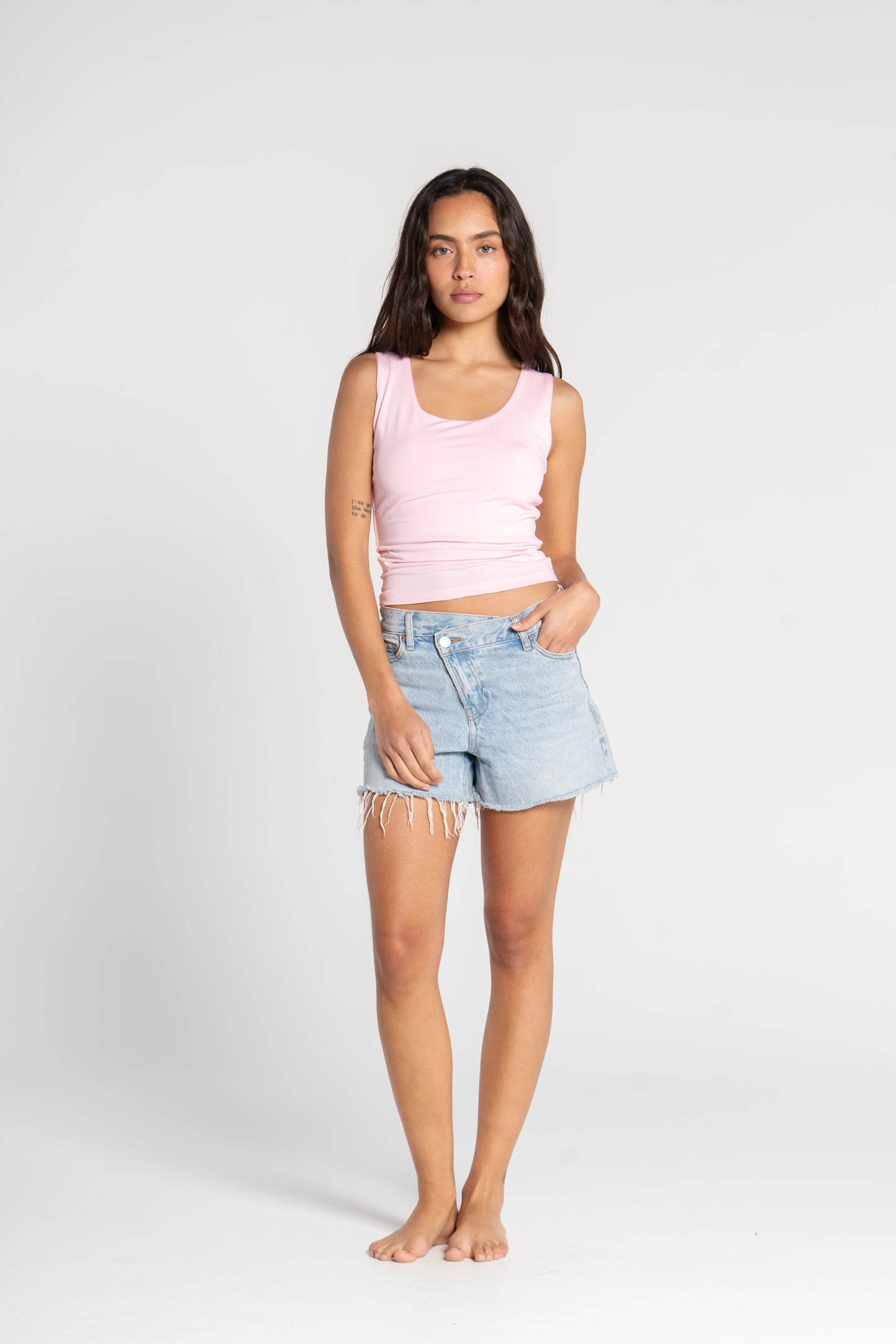 TANK TOP WIDE NECK ( COLORS )