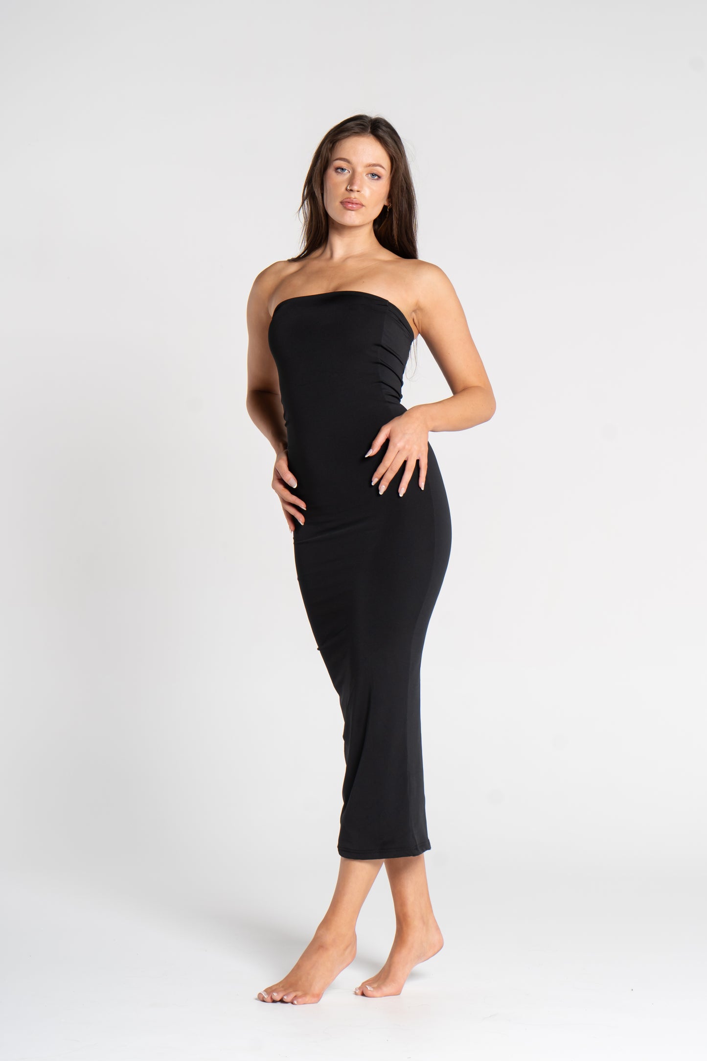 STRAPLESS DRESS