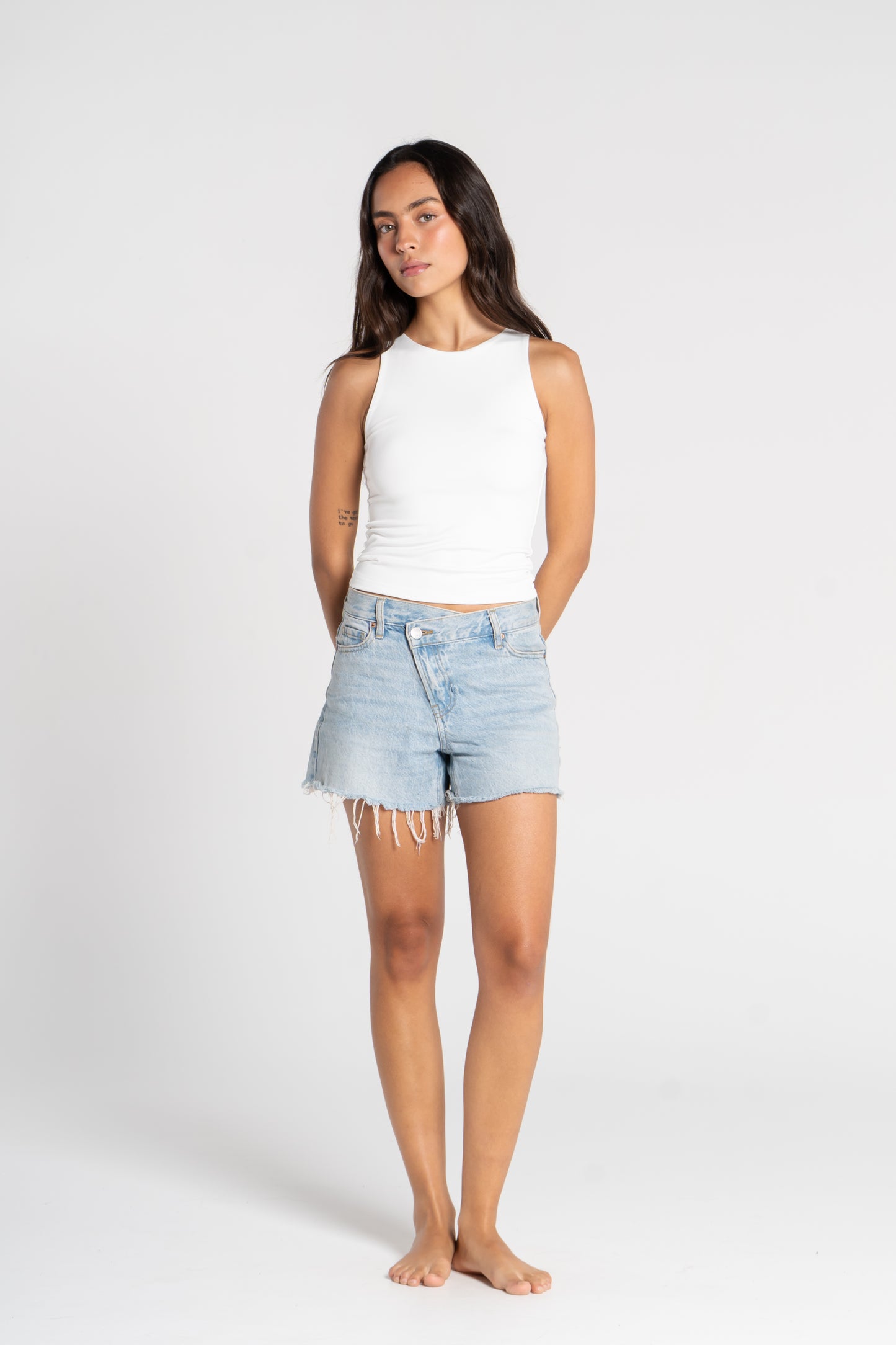 ROUND NECK TANK TOP