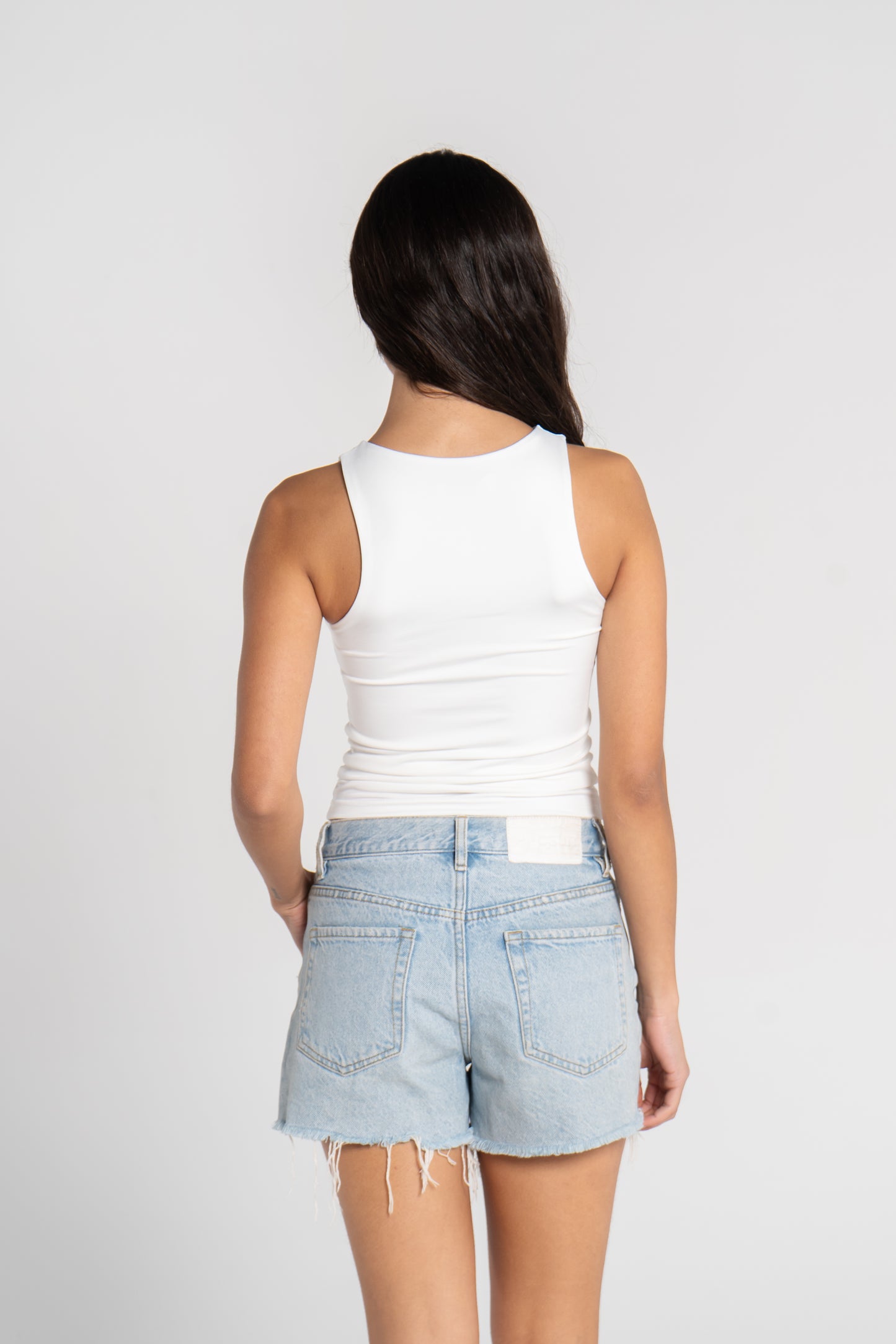 ROUND NECK TANK TOP