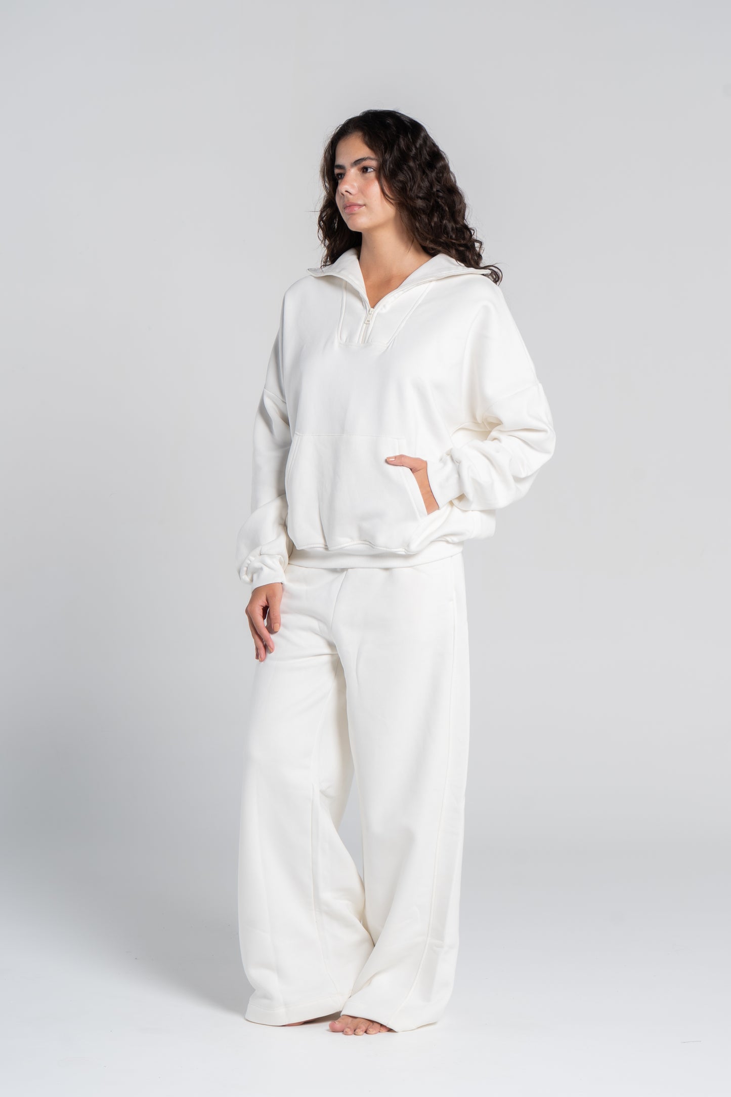 HIGH NECK ZIPPER SWEAT SHIRT