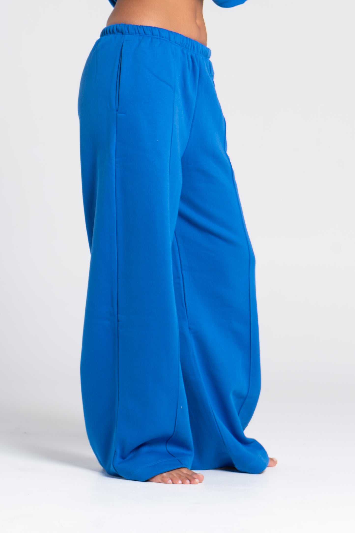 STRAIGHT LEG PANTS WITH LINES