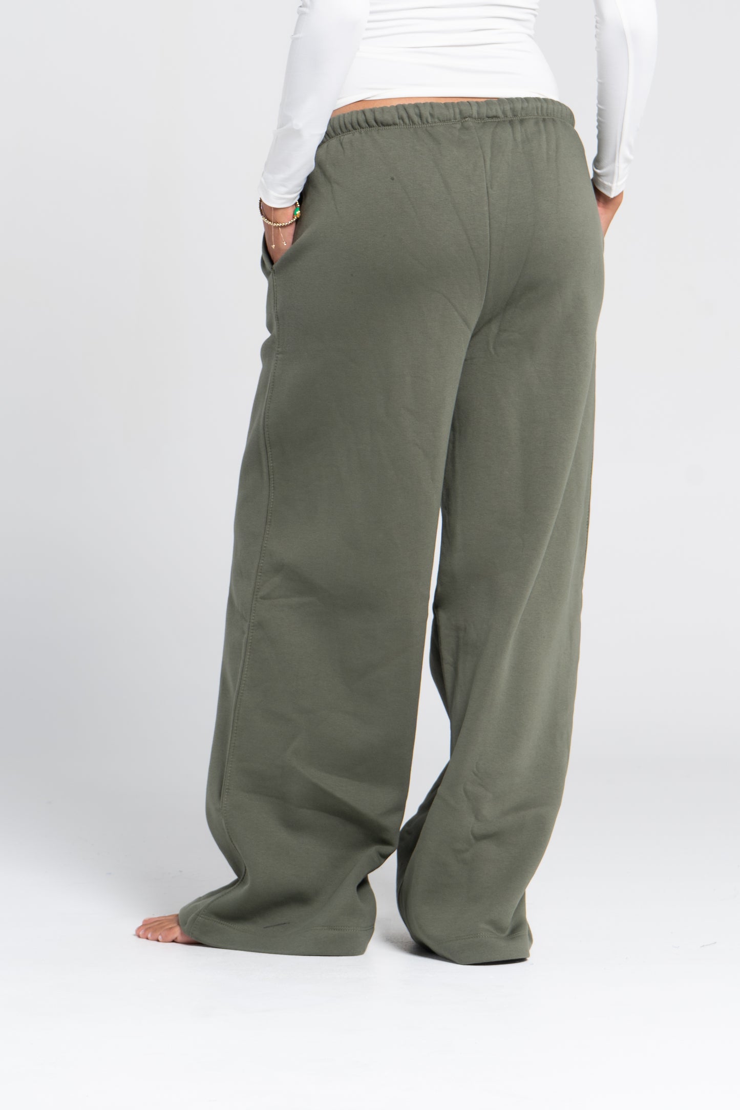 STRAIGHT LEG PANTS WITH LINES