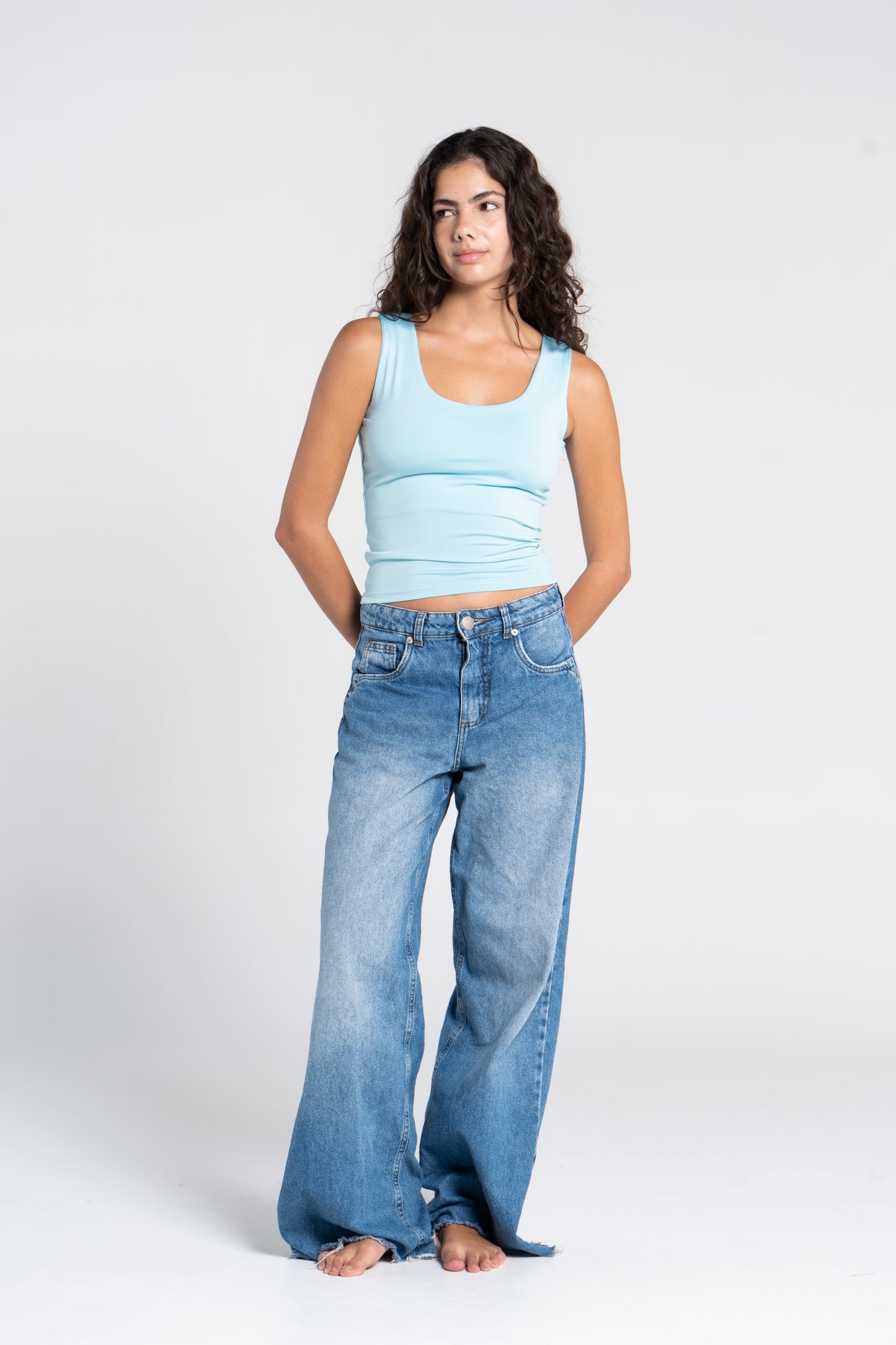 TANK TOP WIDE NECK ( COLORS )