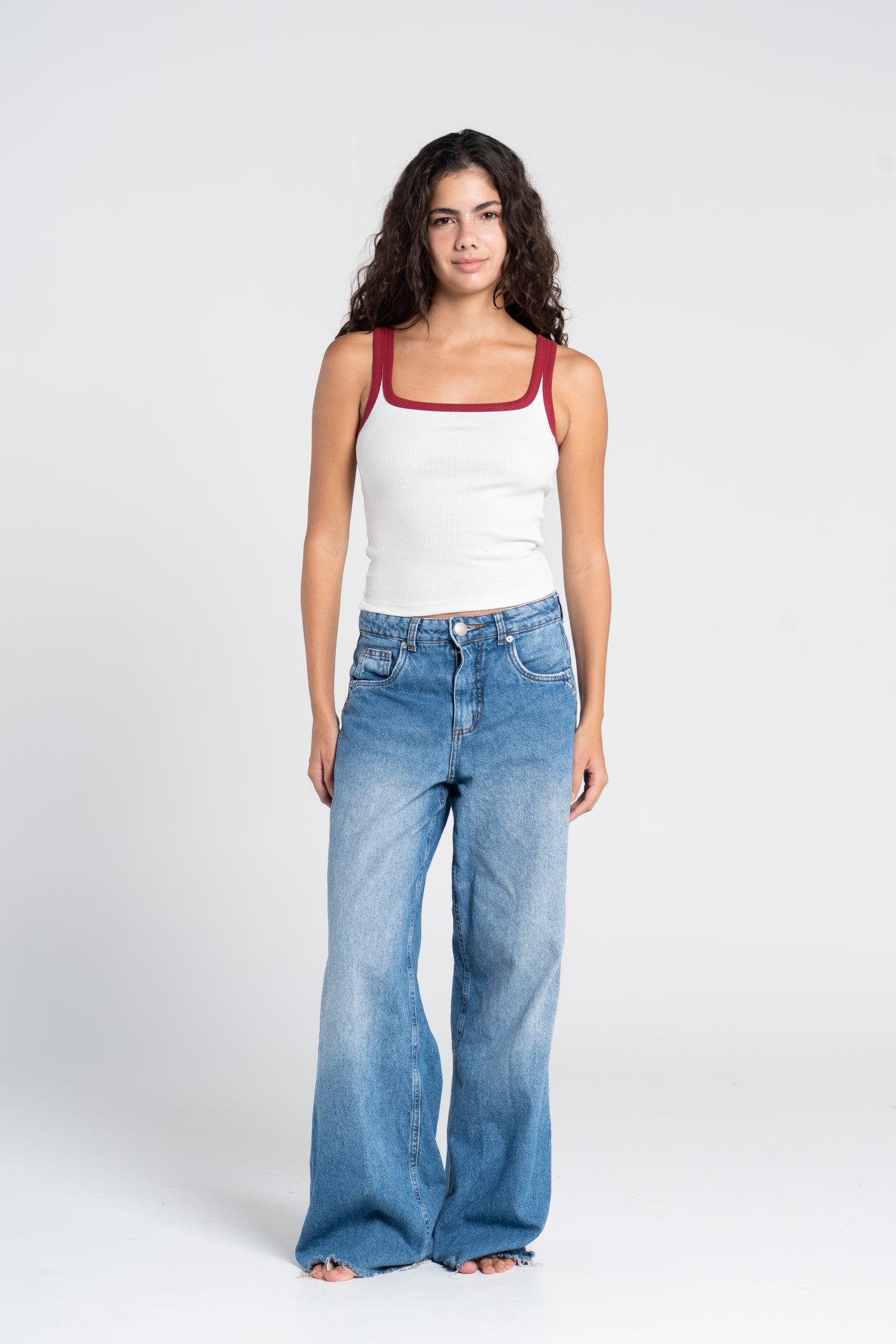 RIBBED SQUARE NECK TANK – COLORED STRAP