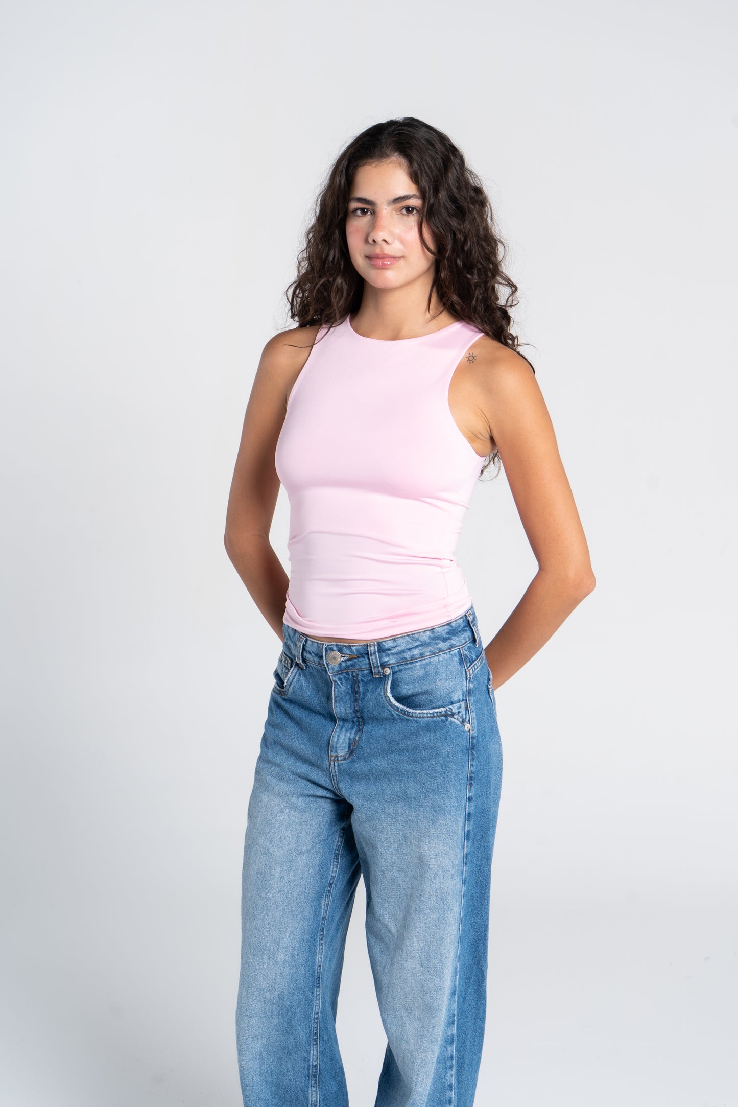 ROUND NECK TANK TOP