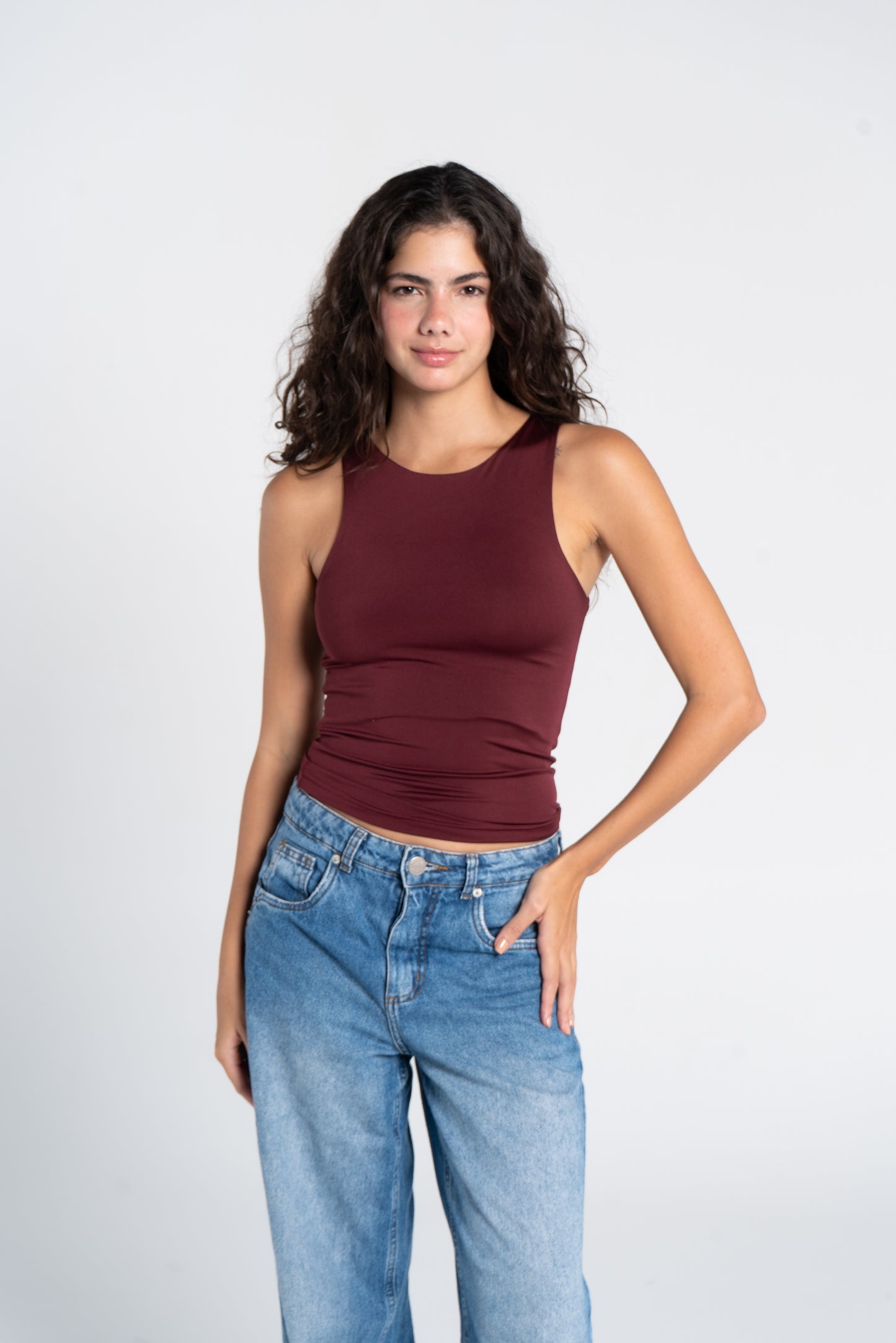 ROUND NECK TANK TOP