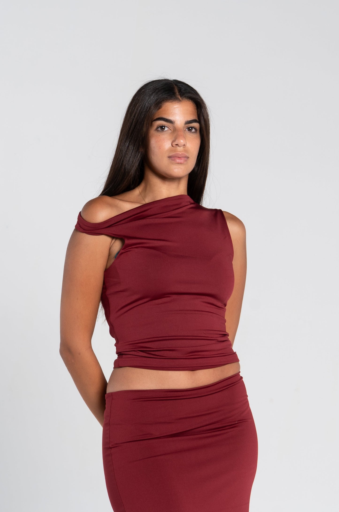 ONE SHOULDER RUCHED ASYMMETRICAL TOP