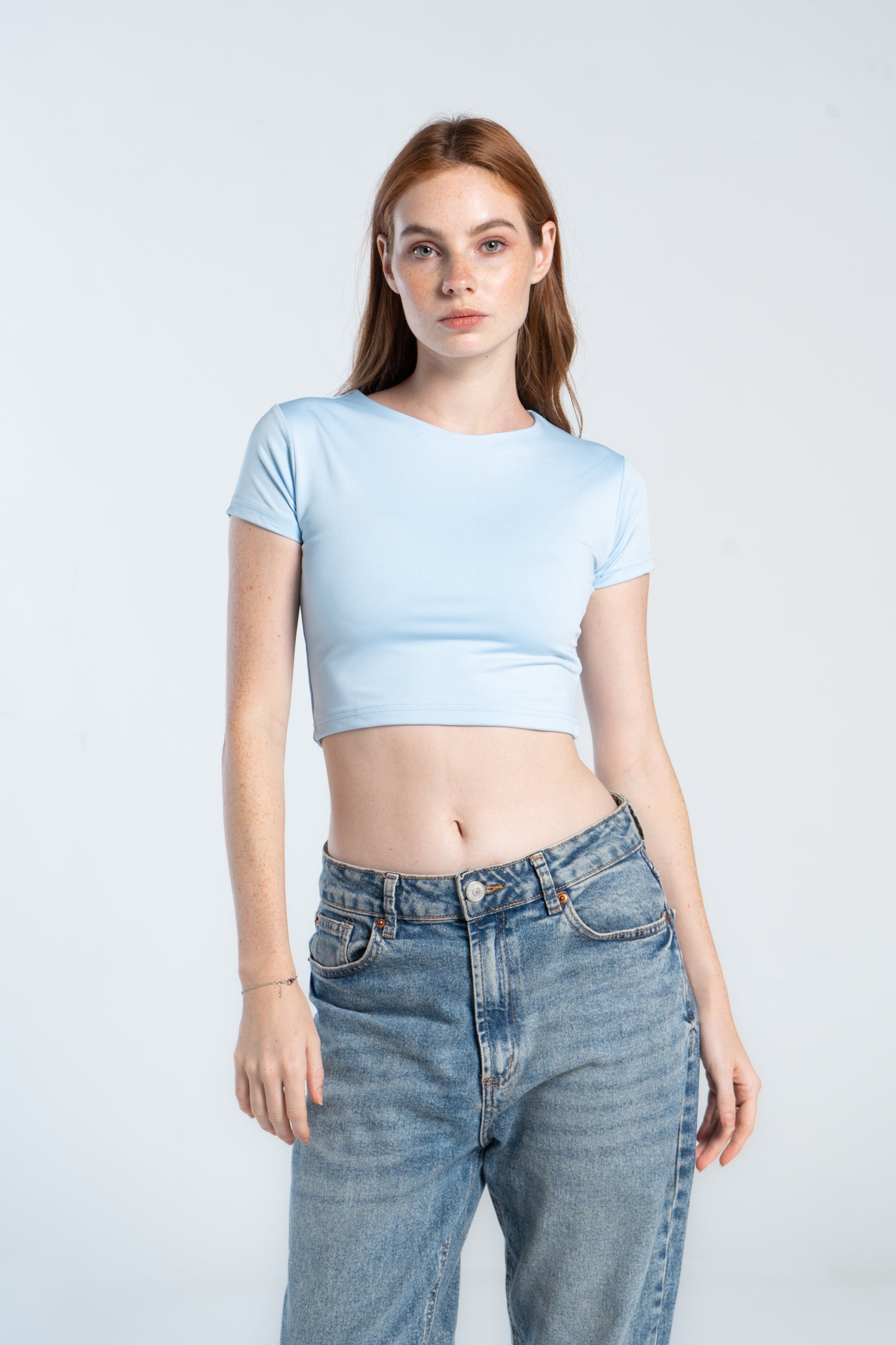 CROPPED ROUND NECK