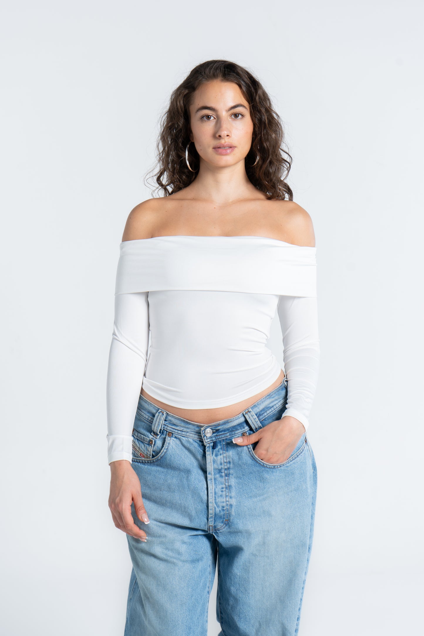 OFF SHOULDER LONG SLEEVE
