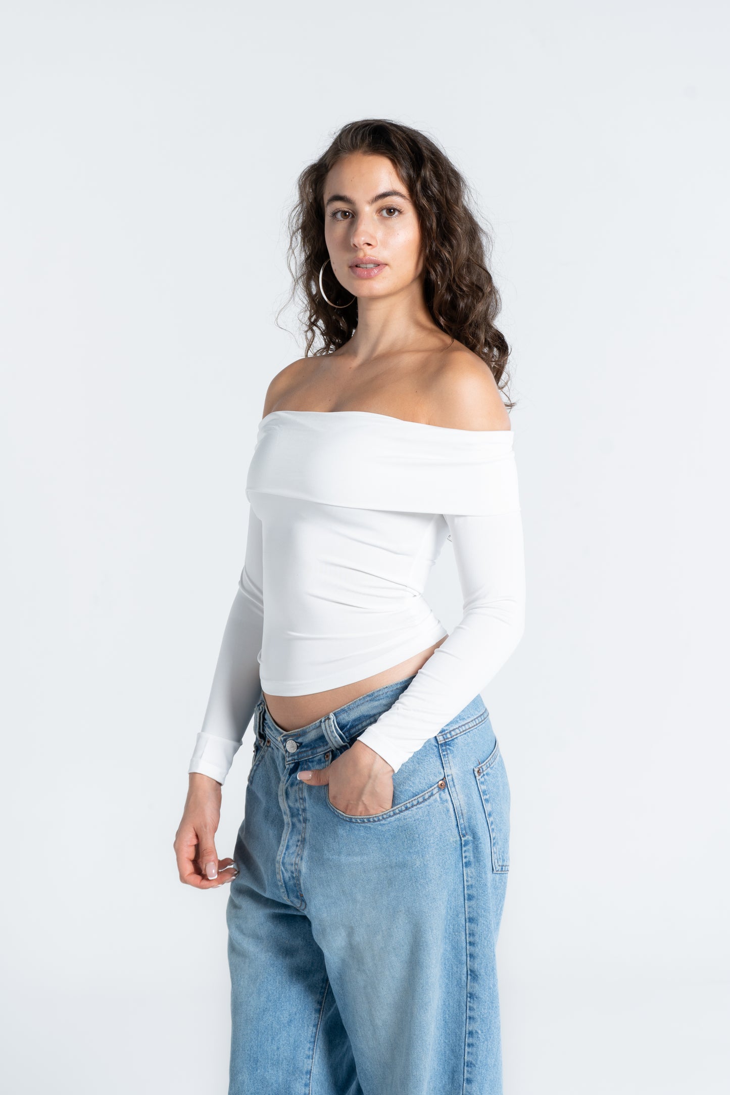 OFF SHOULDER LONG SLEEVE