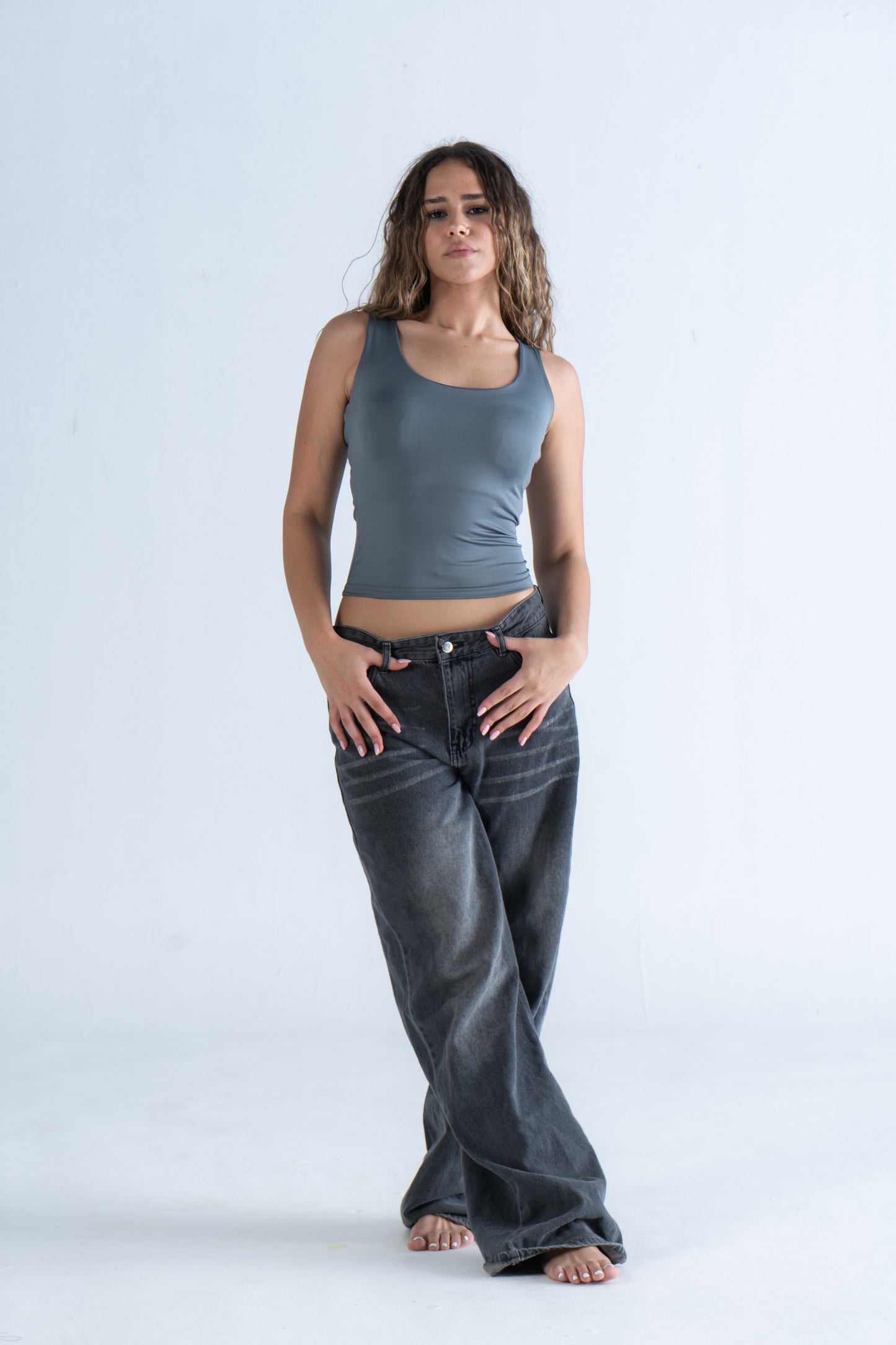 TANK TOP WIDE NECK ( COLORS )