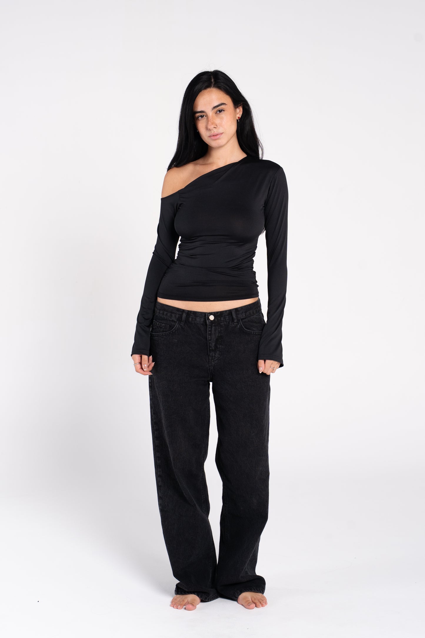 ONE SHOULDER FLARED SLEEVE