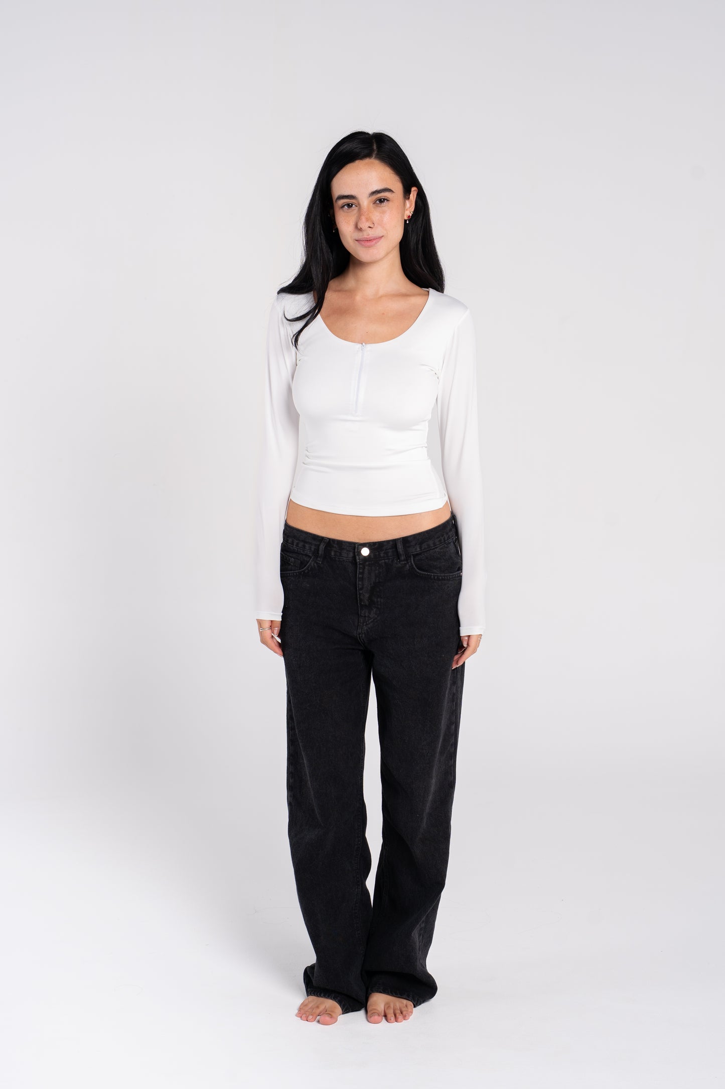 WIDE NECK ZIPPER LONG SLEEVE