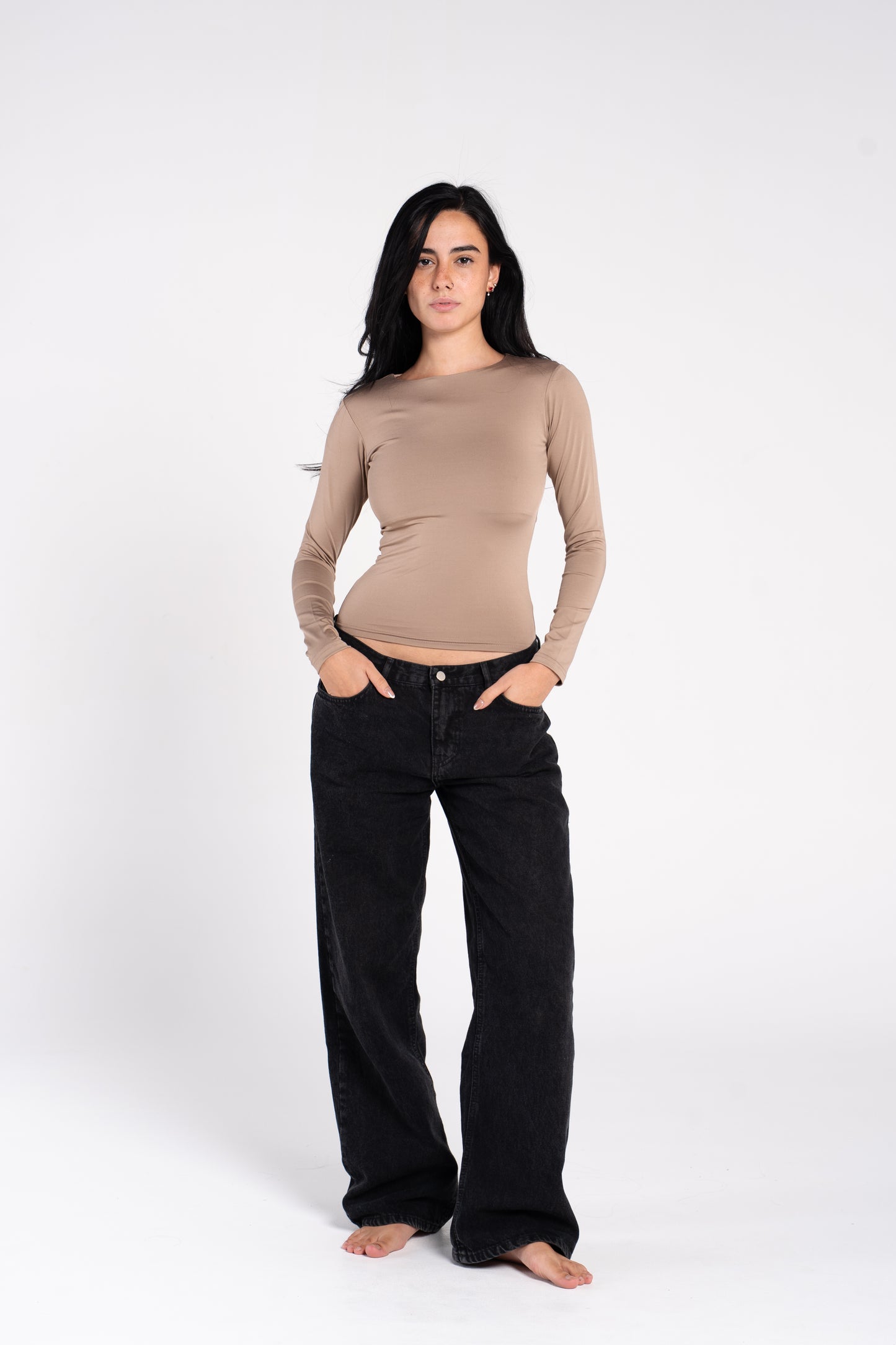 ROUND NECK LONG SLEEVE