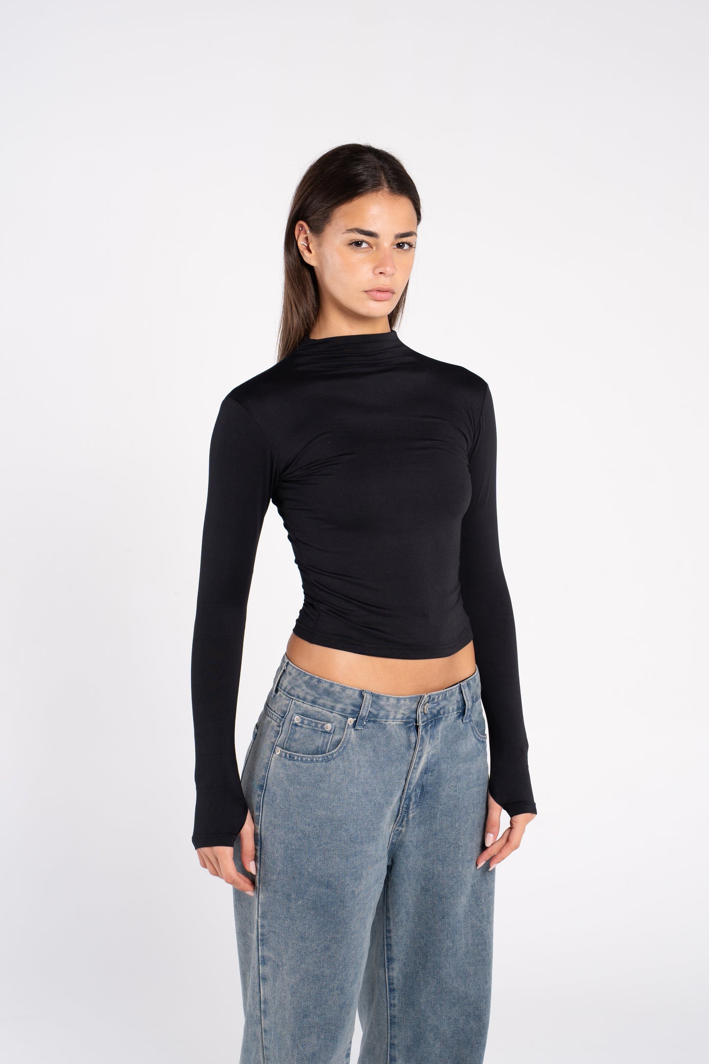 HIGH NECK  LONG SLEEVE