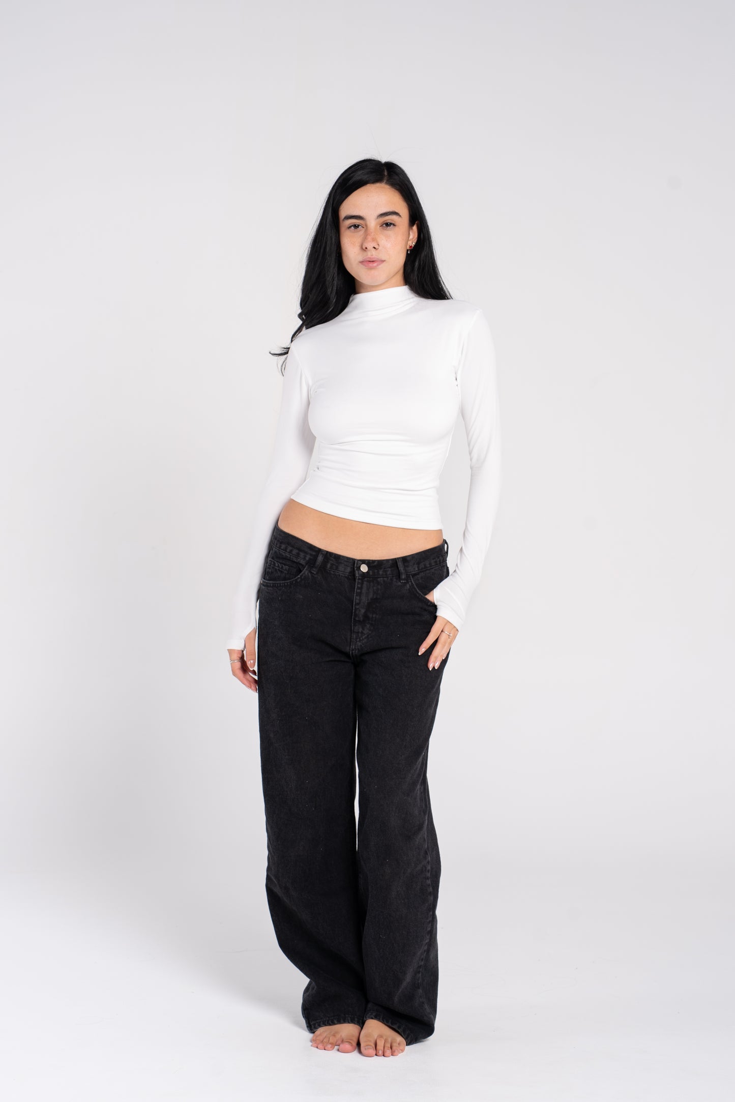 HIGH NECK  LONG SLEEVE
