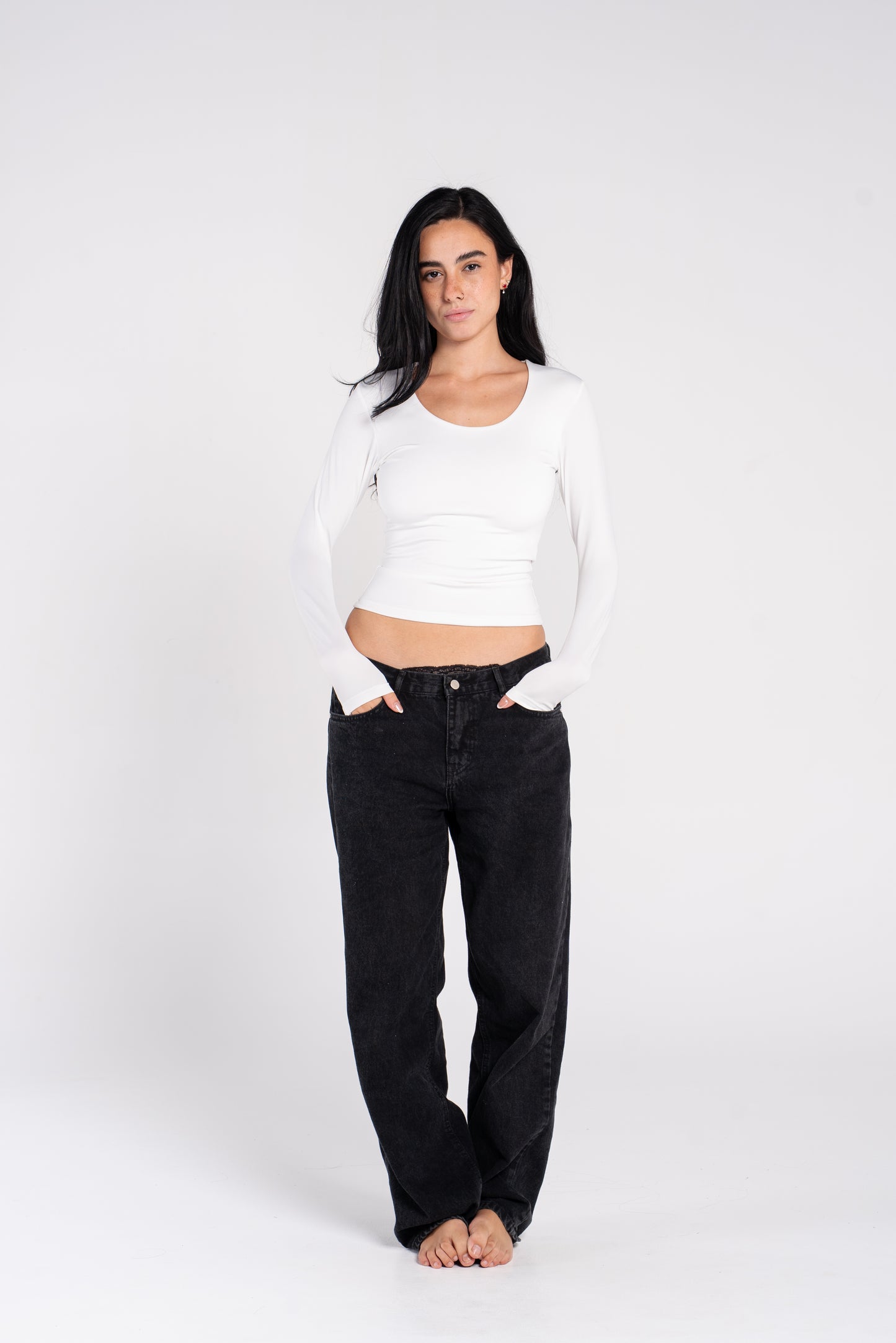 WIDE NECK LONG SLEEVE