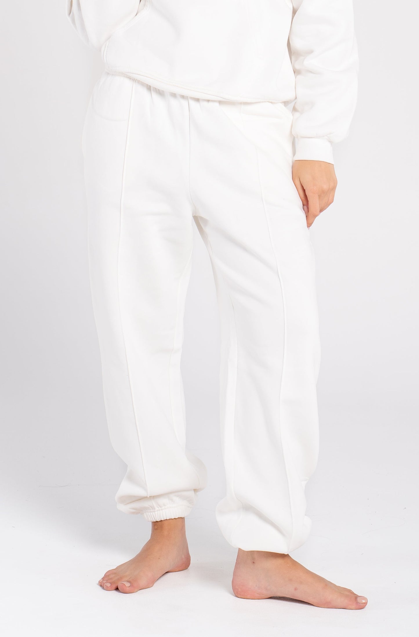 JOGGERS WITH LINES