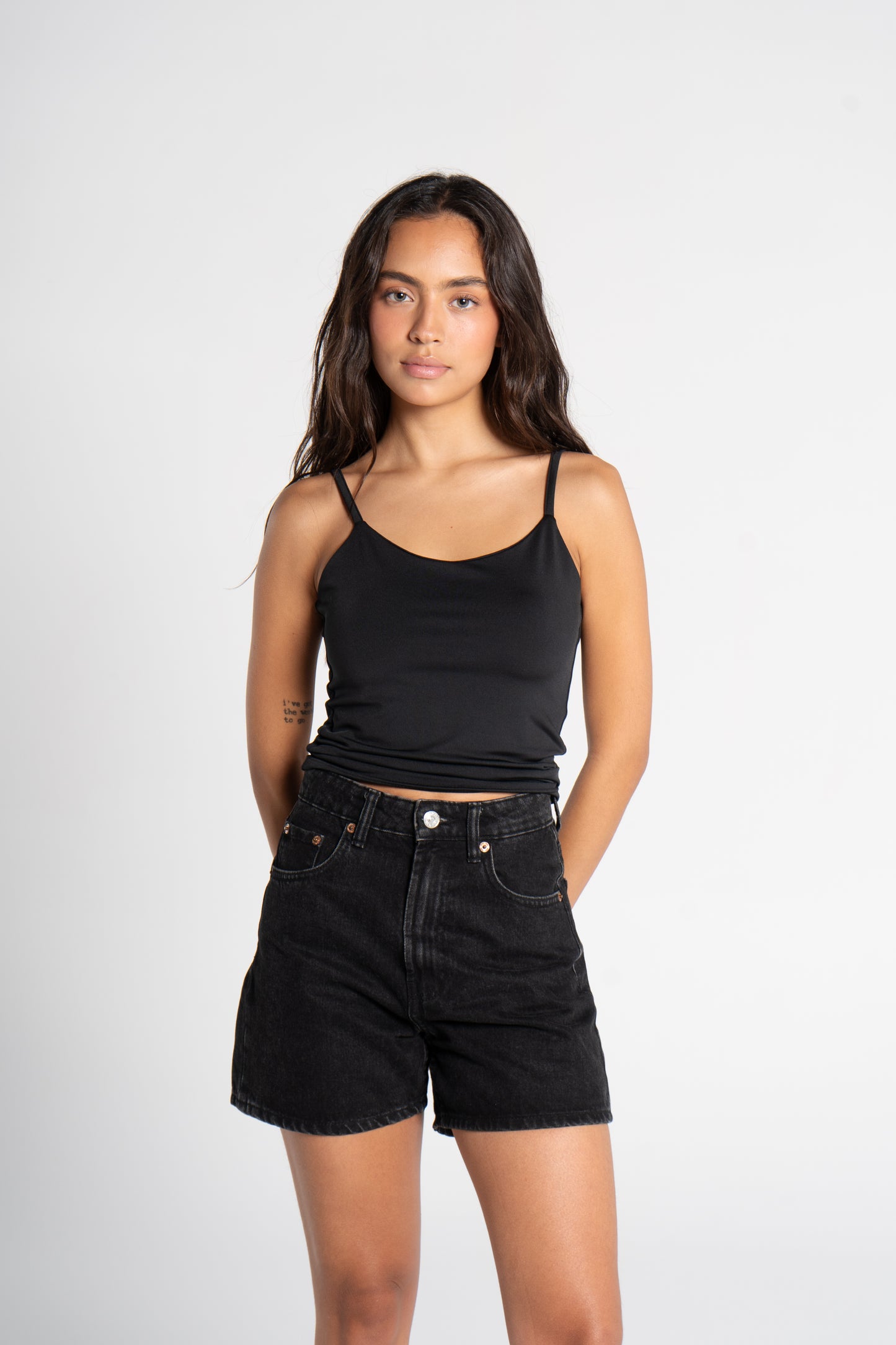 STRAP TOP