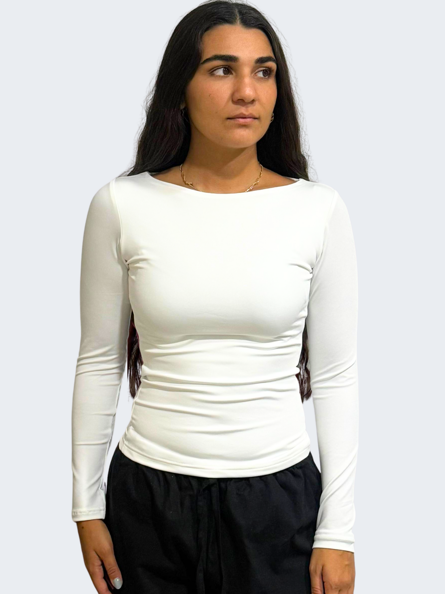 WIDE SHOULDER LONG SLEEVE TOP