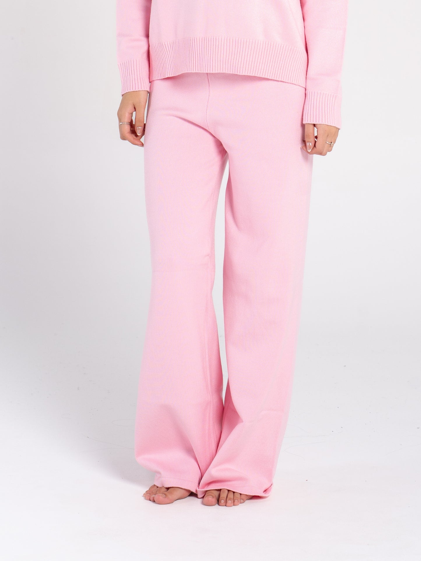 KNIT STRAIGHT LEG PANTS