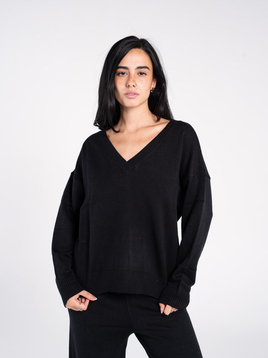KNIT V NECK SWEATSHIRT