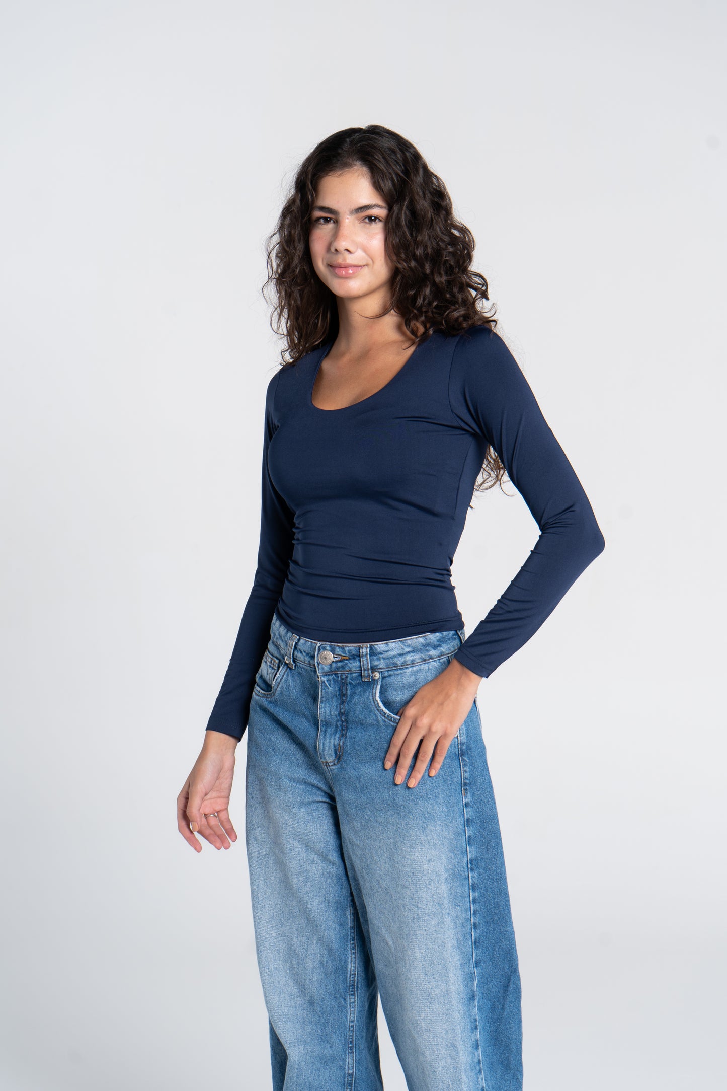 WIDE NECK LONG SLEEVE