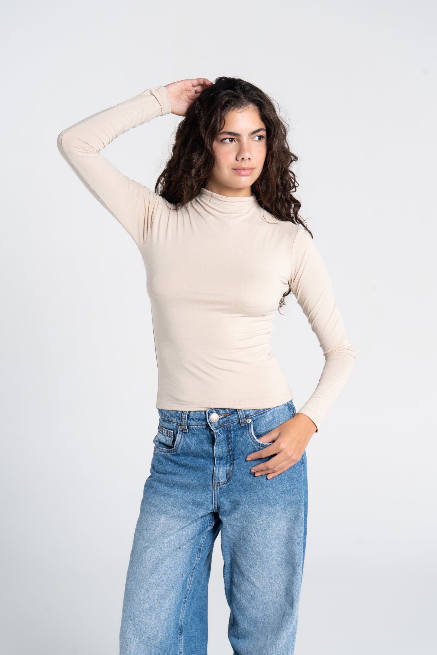 HIGH NECK LONG SLEEVE