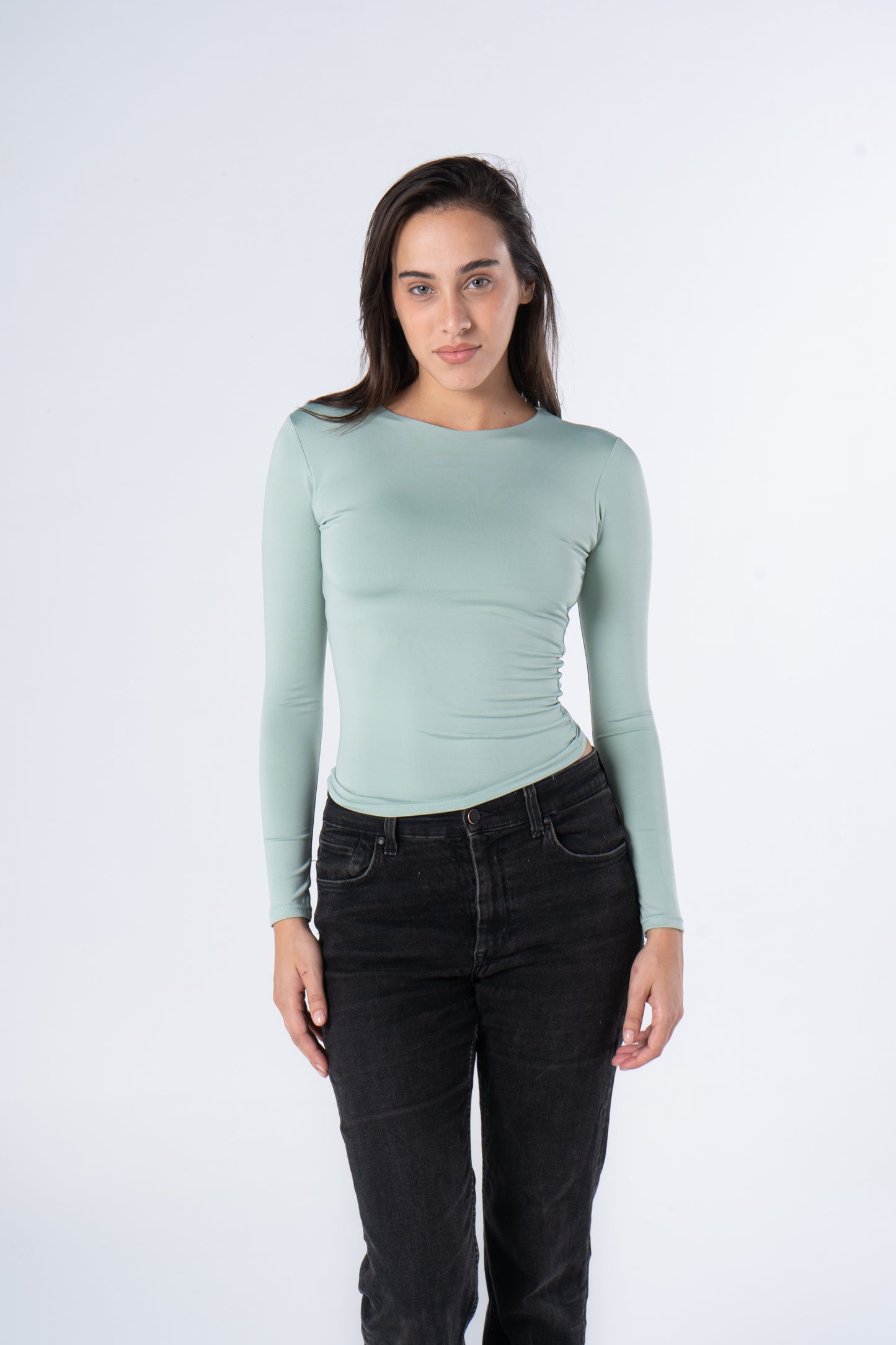 ROUND NECK LONG SLEEVE