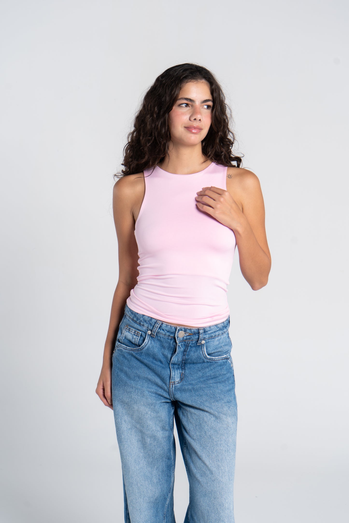 ROUND NECK TANK TOP