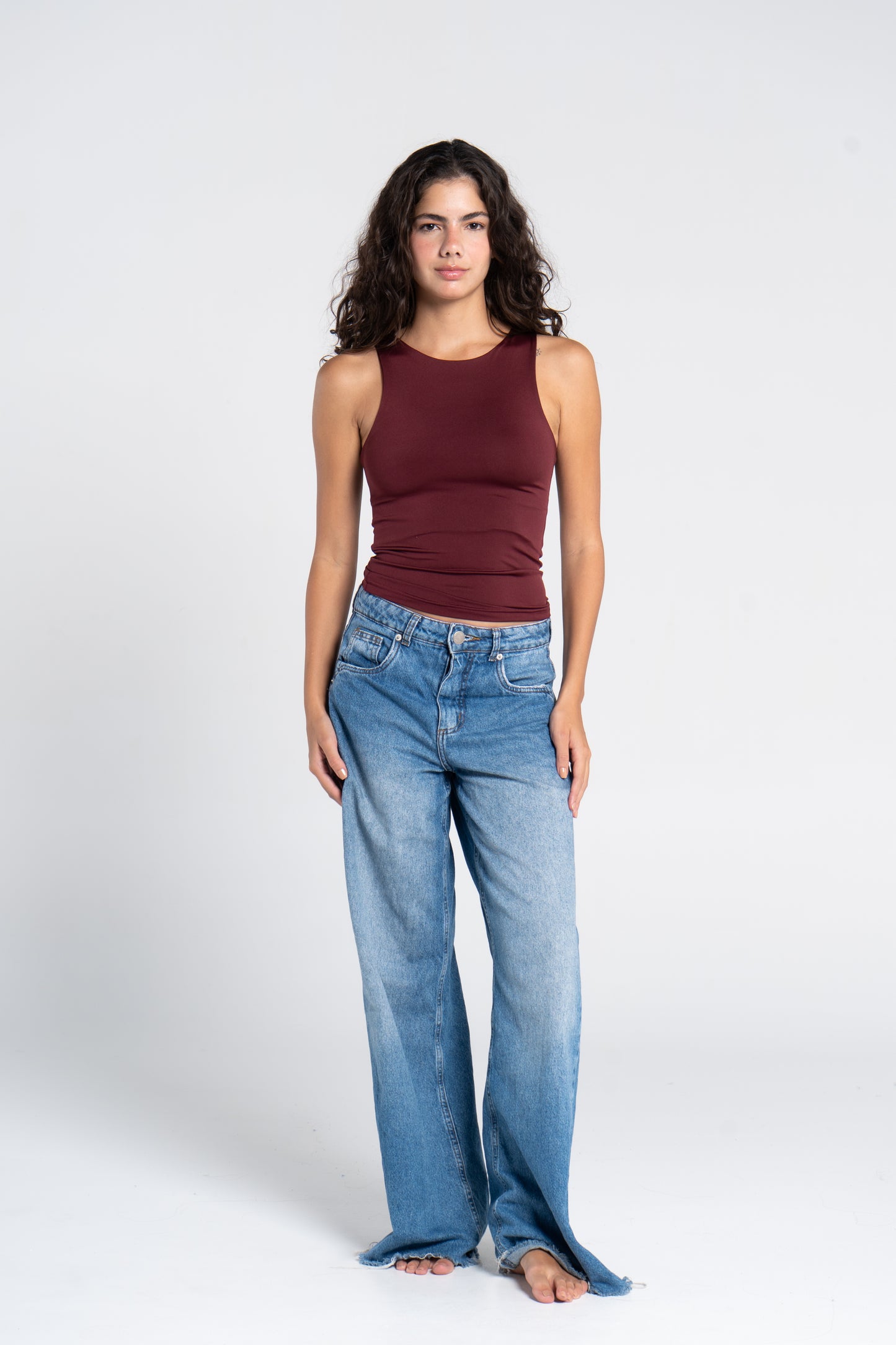 ROUND NECK TANK TOP