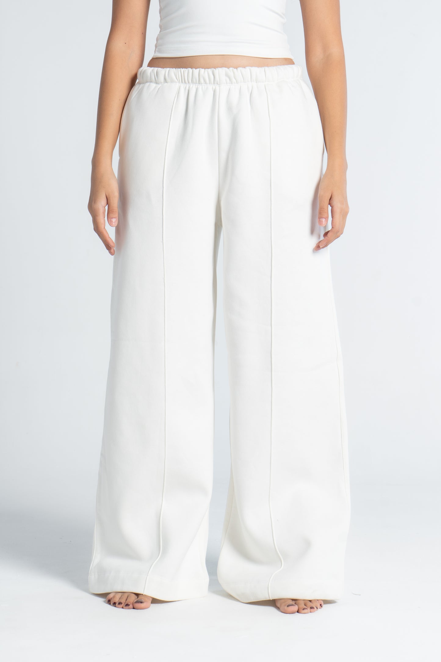 STRAIGHT LEG PANTS WITH LINES