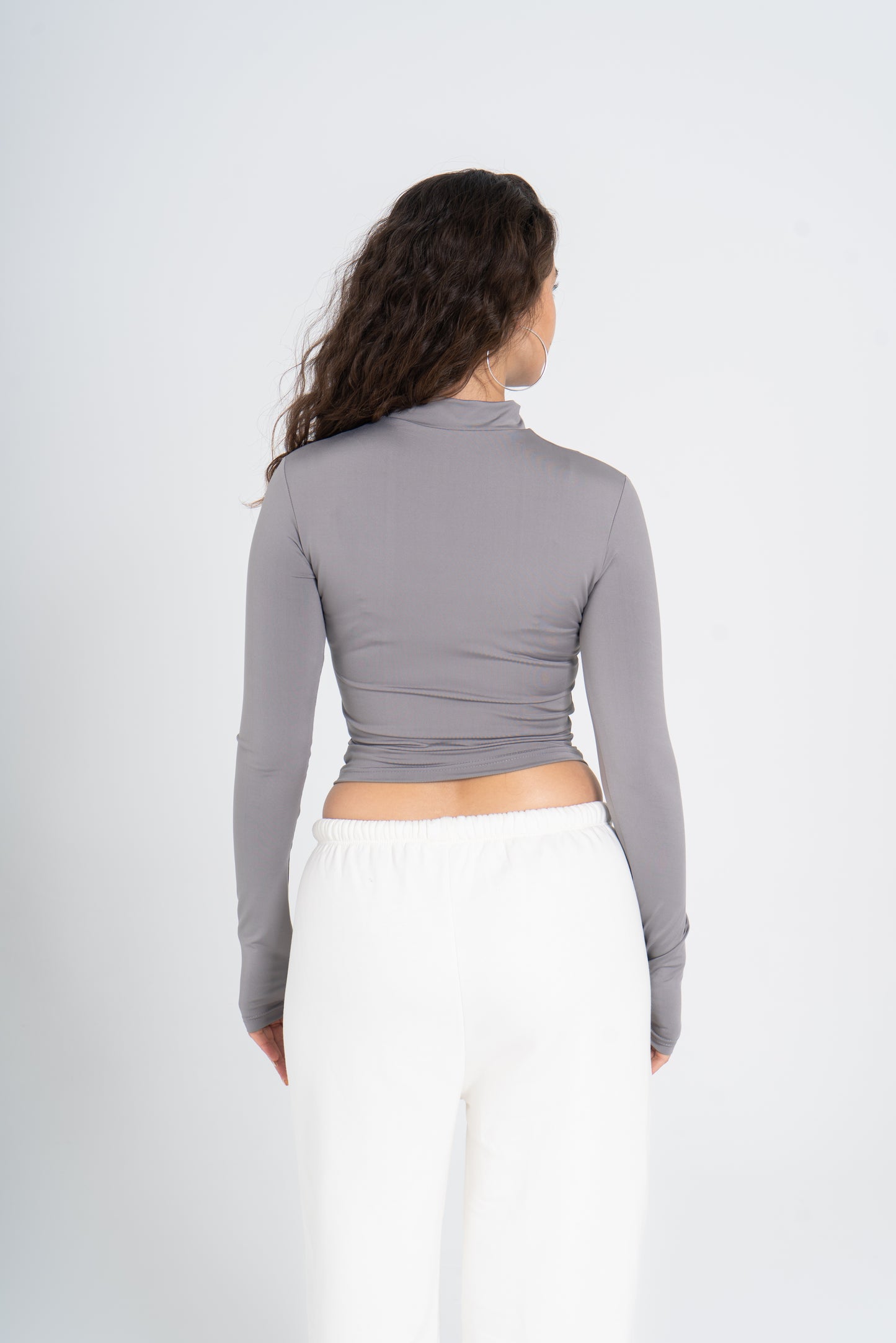 HIGH NECK ZIPPER LONG SLEEVE