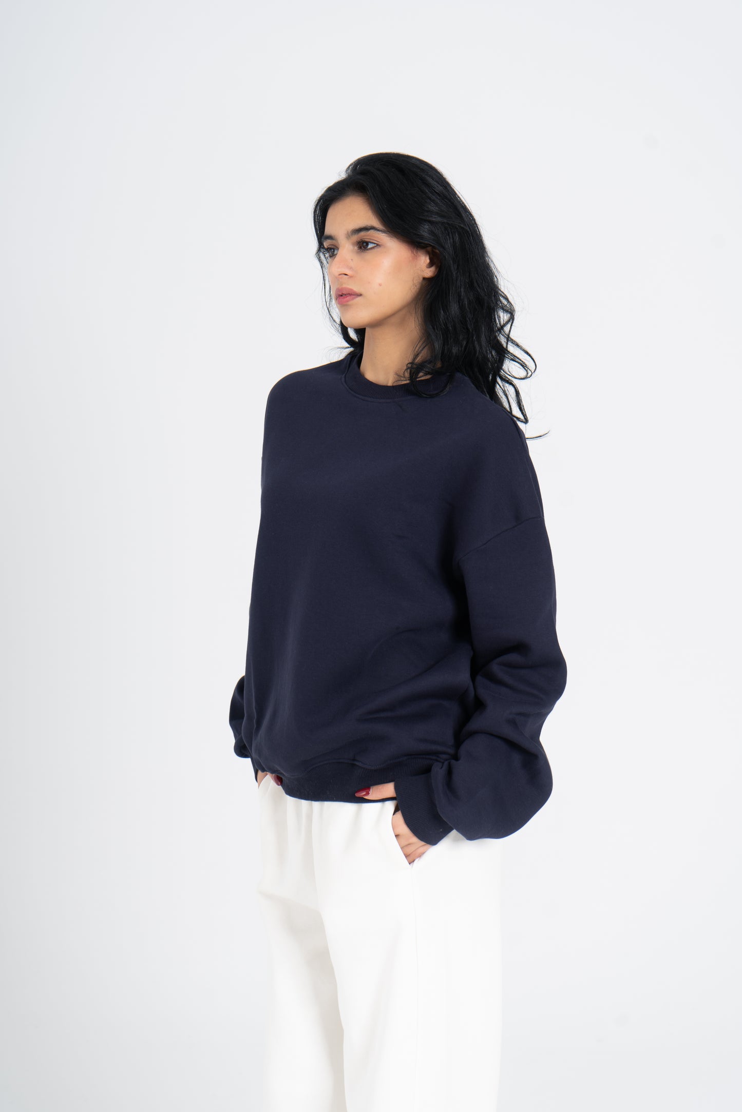 OVERSIZED CREW NECK