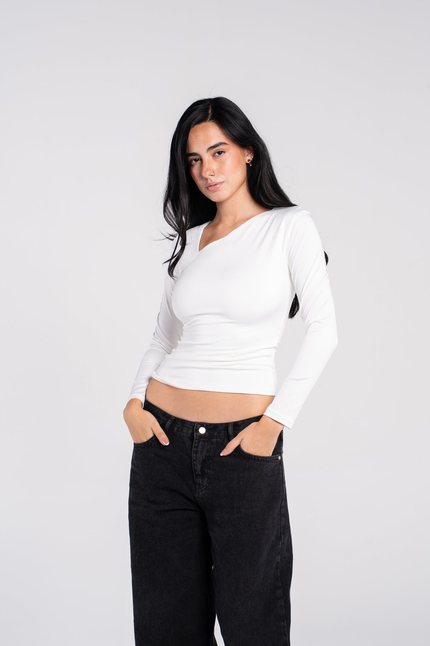 ASYMMETRICAL V NECK LONG SLEEVE
